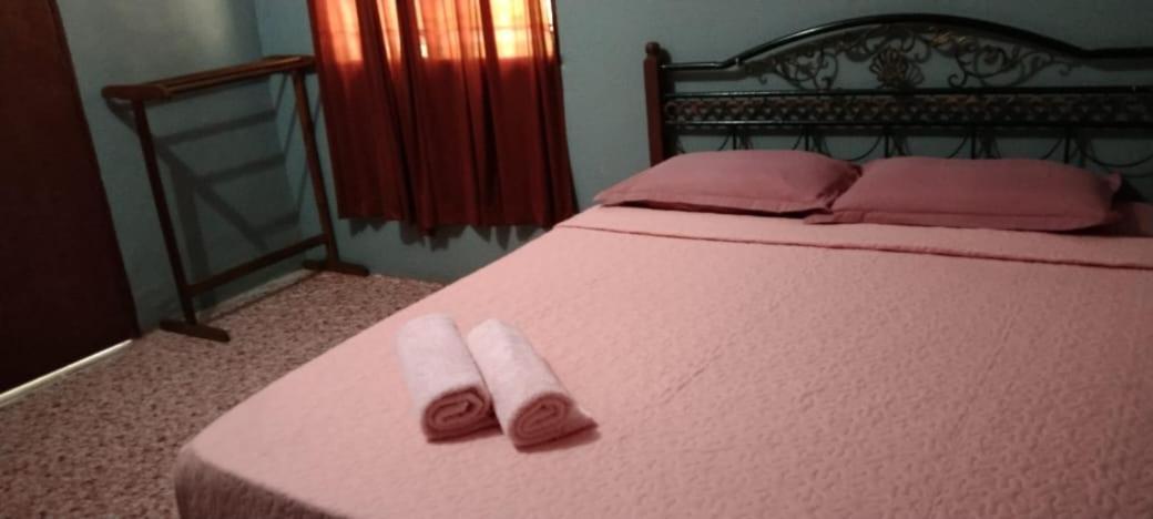 Durian Chalet Kuala Tahan Eksteriør billede